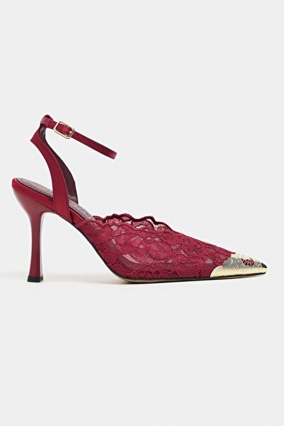 NİŞANTAŞI SHOES Γυναικεία παπούτσια Hannah με δαντέλα μπορντό, κεντημένη μετα...