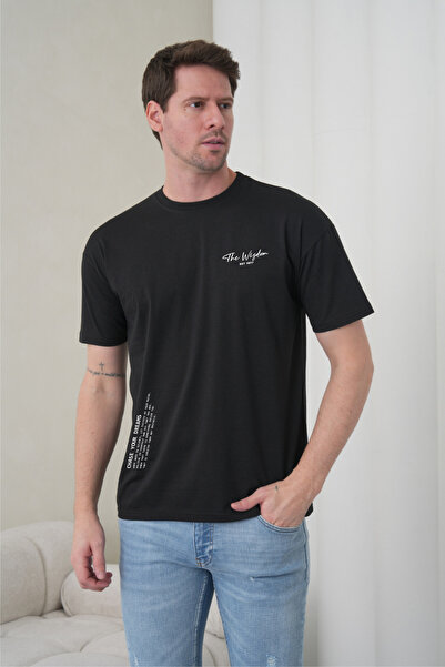 caddekombin Tricou negru pentru bărbați, cu gât rotund, cu tipografie modernă...