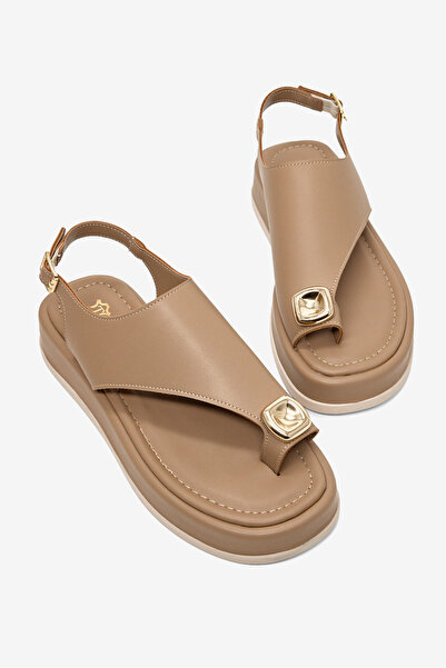 Tonny Black Γυναικεία άνετα πέδιλα βιζόν με λεπτομέρεια στον ανάγλυφο δακτύλιο