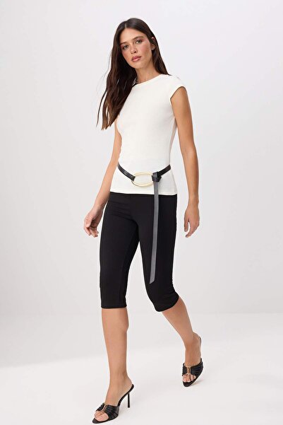 Συλλογή Trendyol Πλεκτό κοντομάνικο μπλουζάκι από βαμβακερό ριμπ, κανονική εφ...