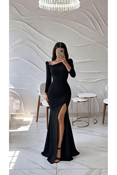 Modafeminen Βραδινό φόρεμα Zyran με λεπτομέρεια με σχισμή 582755 Μαύρο