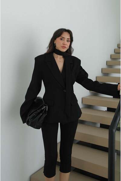 Havoş Μαύρο μπλέιζερ με λεπτομέρεια στη μέση