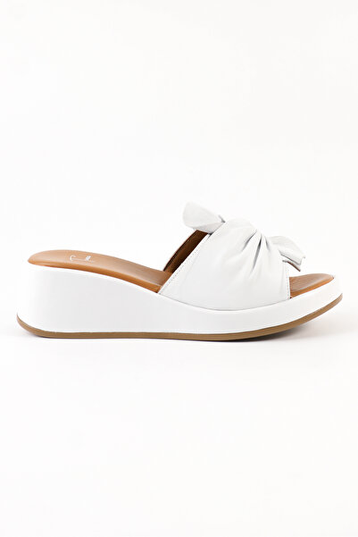 Tuna Γυναικείες παντόφλες από γνήσιο δέρμα με λευκό τακούνι - Z262294