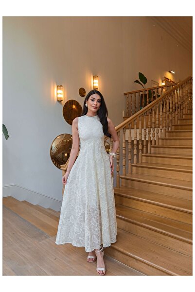 ESRAHELVACI Φόρεμα με κέντημα και μακριά μανίκια