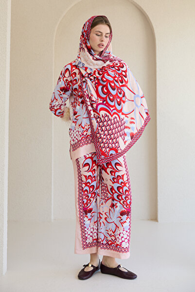 Melike Tatar Σετ με σχέδια και υφή πουπουλένιας υφής 32-2783