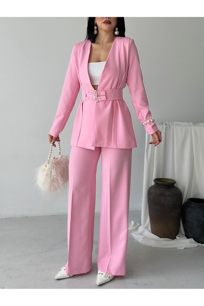 Ekim Store Σετ δύο τεμαχίων με μπλέιζερ με λεπτομέρειες στο πέλος, ζώνη και π...