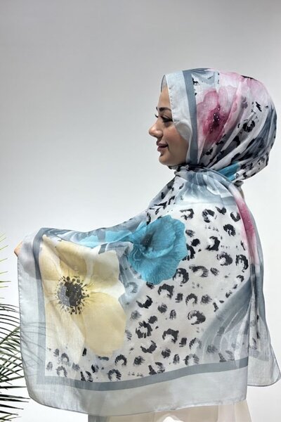 Firuze scarf شال ناعم بنمط الفهد باللون الرمادي