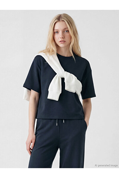 LC Waikiki YK PLUS Γυναικείο μπλουζάκι με λαιμόκοψη Crew Neck, Soft Touch, Ov...