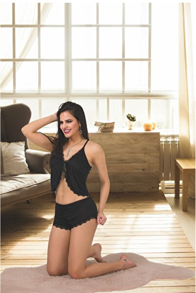 Viselya Απλό σετ σορτς χωρίς σχέδια