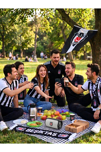 Kartal Beşiktaş Lisanslı Orijinal Taşınabilir Kablosuz Bluetooth Hoparlör - Kartalın Sesi Seninle