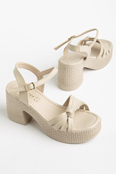 Entella Store Γυναικεία πέδιλα με στρογγυλή μύτη και λεπτομέρεια κόμπου στο τ...