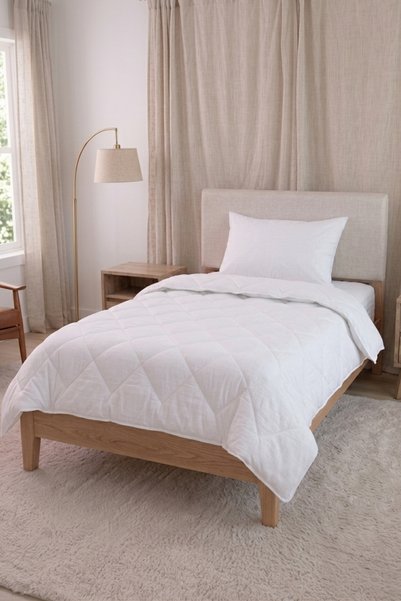 SOFT HOME Soft Microfiber Quilt Single