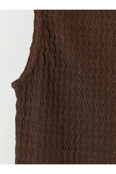 LC Waikiki Καφέ μπλούζα με ασύμμετρη κοπή και λαιμόκοψη ποδηλάτου