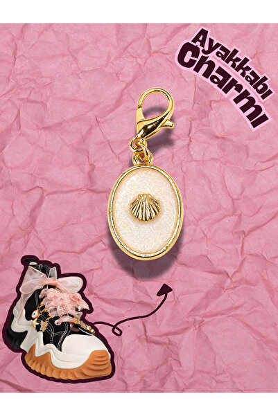 Hugs and Gifts Hugs & Gifts – Coquette Charm |   Pearl Shell ✨ 🐚