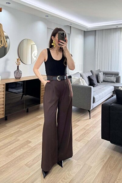 Banu Angay جمبسوت مونارا بتفاصيل حزام باللونين البني والأسود