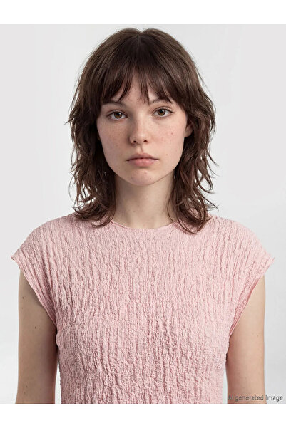 LC Waikiki Ροζ μπλούζα με βολάν και υφή