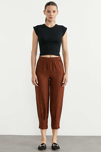 Sementa Παντελόνι κρεπ με λεπτομέρεια στο τελείωμα του ποδιού - Καφέ