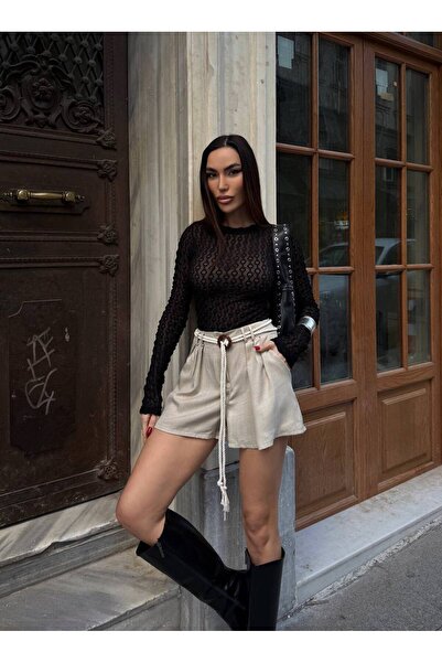 BLUSS Γυναικείο πλεκτό μίνι σορτς με ζώνη και ψηλόμεσο πλισέ