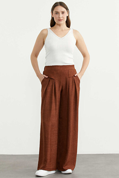 Sementa Παντελόνι κρεπ με φλουτεράρες και χαλαρή εφαρμογή - Καφέ