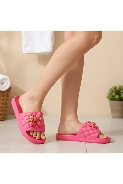 OEM Women's cheerful Slipper with a Patterned , with a Platform Sole, made of...