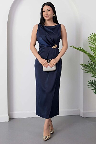 PULLIMM Οβάλ λαιμόκοψη, σατέν φόρεμα με αγκράφα στη μέση GRS3940