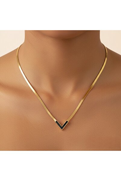 Aurelle قلادة أنيقة مطلية بالذهب بتصميم بسيط وعصري للنساء للارتداء اليومي