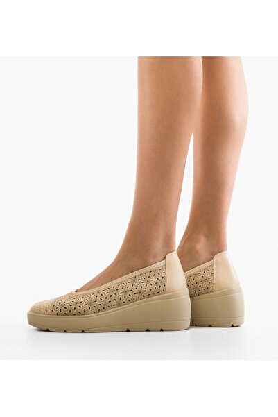 BENOTTİ Women's platforms Kamiz Beige