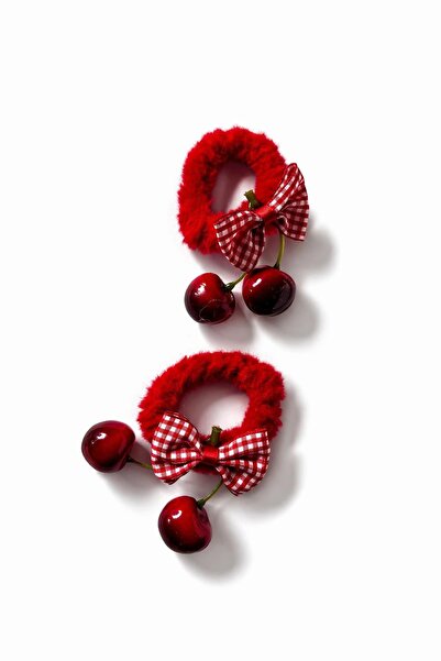 New Obsessions Κόκκινη αγκράφα από καουτσούκ – Καρό φιόγκος & λεπτομέρεια κερ...