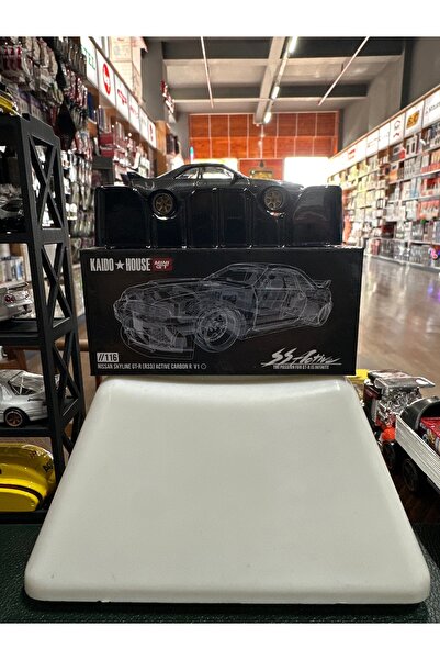 Mini GT Kaido House //116 نيسان سكايلاين GT-R (R33) أكتيف كاربون R V1