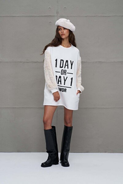 #vdr viadellerose Ecru Slogan Long Sleeve Dress 18011