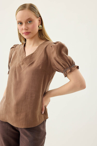 Vitrin V-Neck Balloon Sleeve Blouse