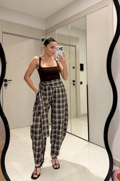 Gizem Ecemiş Kastilya Kahve Ekose Belden Bağlamalı Pantolon