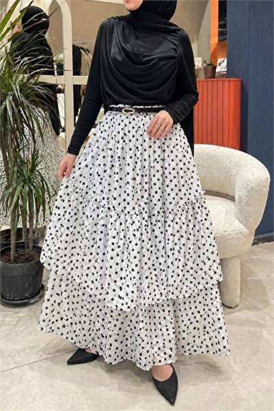 Neşeli Butik Γυναικεία λευκή ασύμμετρη φούστα με βολάν και πουά σχέδιο, ολόσω...