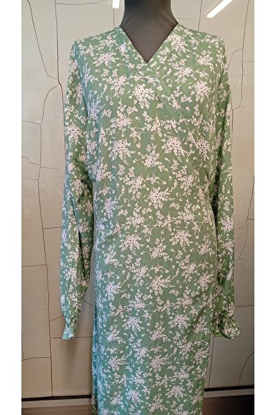 ShopxElbise Yeşil Renk Çiçek Desen Uzun Kadın Namaz Elbisesi