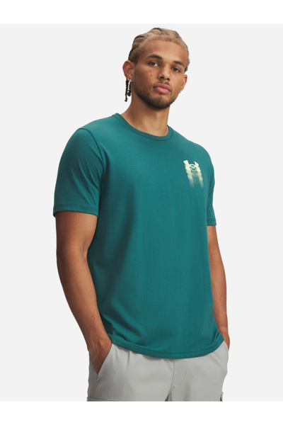 Under Armour تي شيرت رجالي أخضر اللون برقبة دائرية وشعار