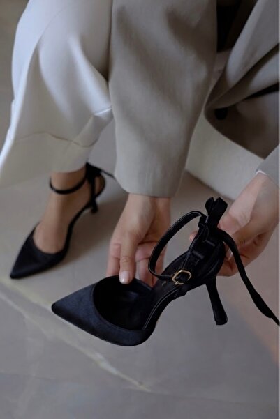 POLKA STORE Γυναικεία παπούτσια με μυτερή μύτη, λεπτομέρεια φιόγκου στο πίσω ...