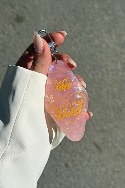 klovi Heartbreak Pink Reflective Keychain Bag Accessory