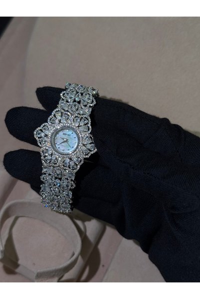 rive.jewelry Luxury Zirkon Taşlı Beyaz Altın Kaplama Kadın Saat – Işıltılı Bileklik Model (10 Yıl Garantili)