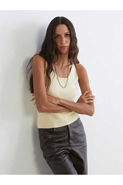 LC Waikiki Tank Tops - Women