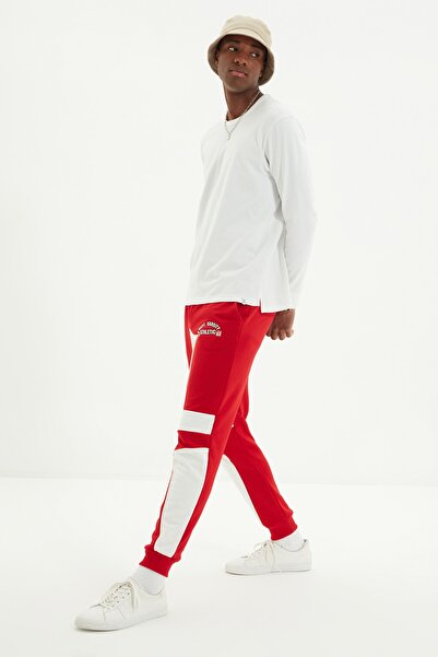 Trendyol Collection Jogginghose - Rot - Straight