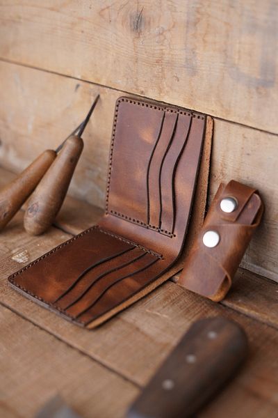 New Coast Leather 1900's Комплект ключодържатели от мъжки портфейл от естествена кожа, ръчно изработен