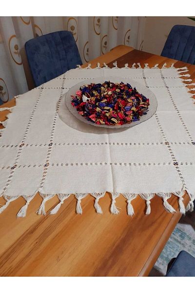 AKIN AKSESUAR HEDİYELİK Față de masă Buldan Scutece Culoare Crem Cu Ciucuri și Mărgele Evil Eye 90*90 Cm