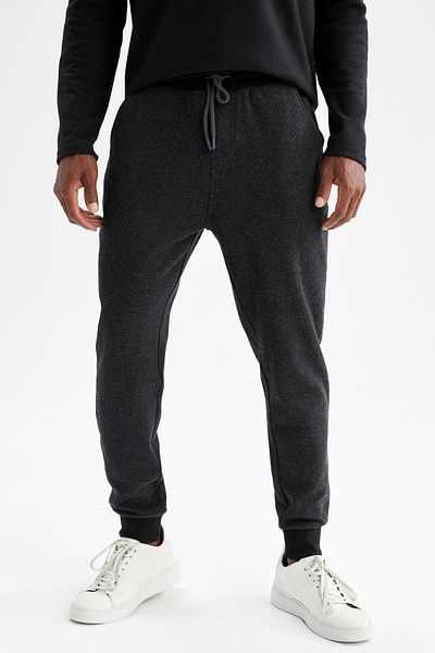 DeFacto Slim Fit Basic Jogger Sweatpants