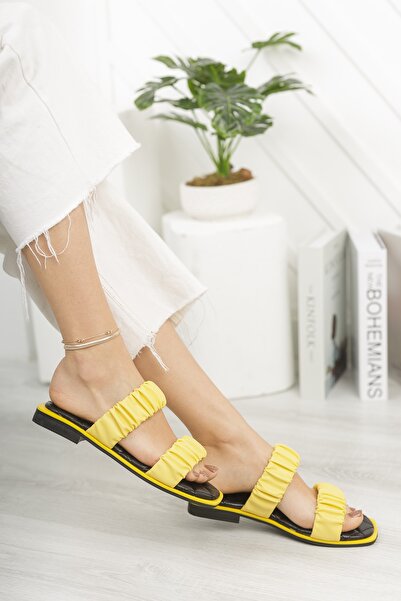 salto ayakkabı Yellow Wrinkled Slippers