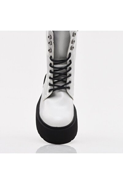 Hotiç White Women's Flat Boots