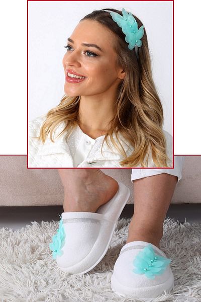 lohusahamile Mint Butterfly Maternity Crown and Maternity Slippers Set