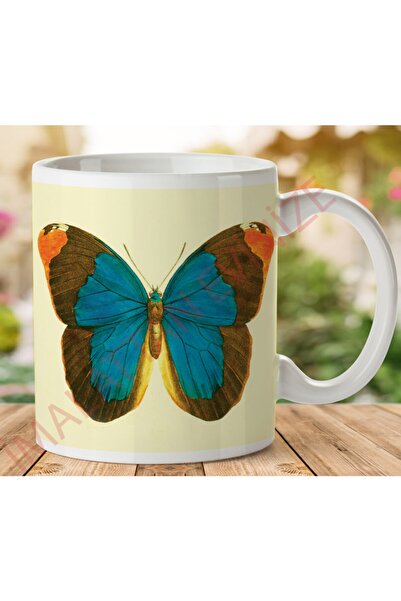 ART HEDİYE كوب بطبعة فراشة ملونة على الجانبين