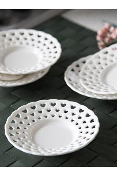 Kelebekev Set of 6 Lace Porcelain Tea Plates - Heart Design