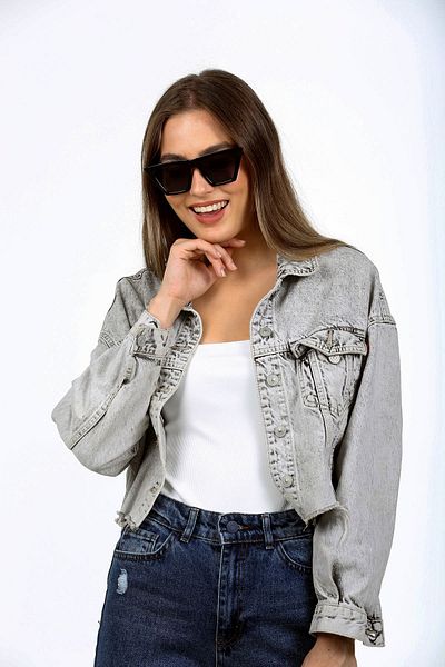 JULIANO Black Cat Eye Women's Sunglasses