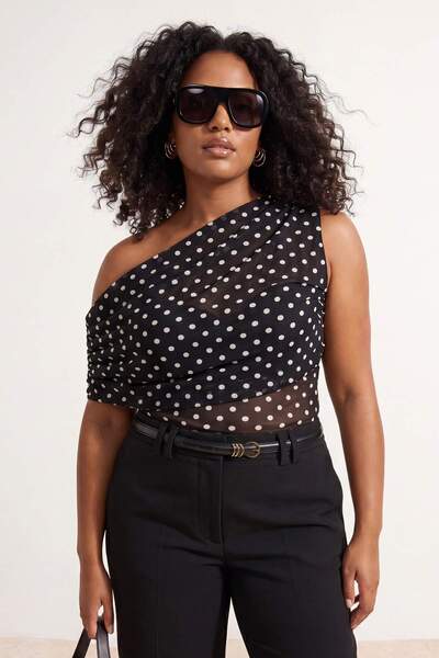 Trendyol Curve Black-White Asymmetric Collar Polka Dot Party Blouse Tbbss26Af...